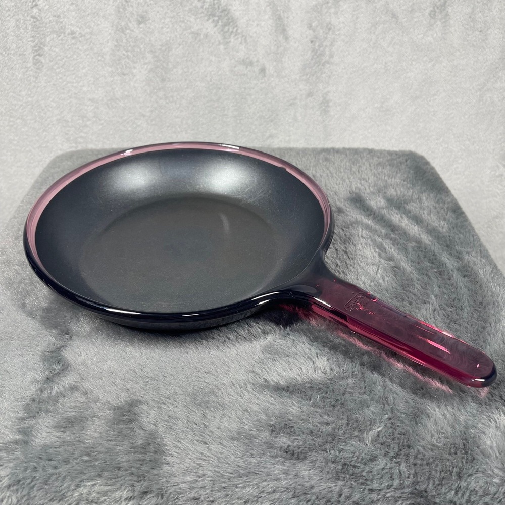 Vintage Vision Corning USA Skillet Cranberry Glass Non-Stick Purple 9 inch Pan